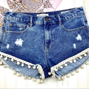 Bullhead Boho Pompom Tassel Fringe High Rise Distressed Denim Festival Shorts 7